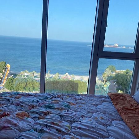 Gulf Blue Waves أمواج الخليج الزرقاء Hotel Koeweit Buitenkant foto